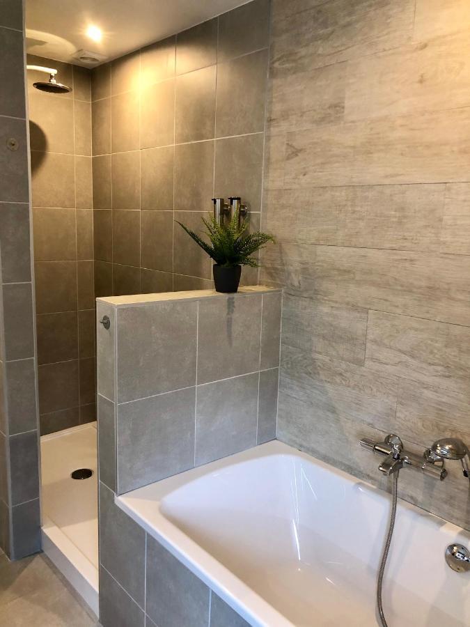 Charta Appartement Kortenberg Buitenkant foto