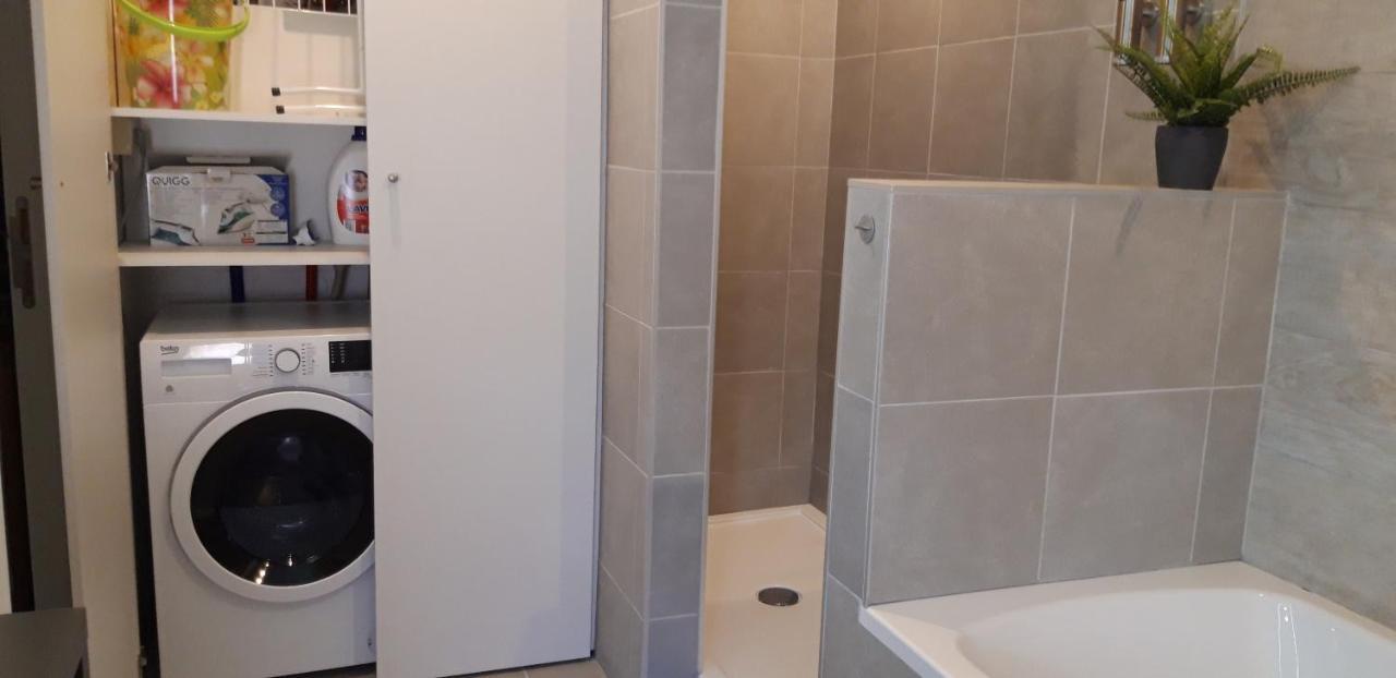 Charta Appartement Kortenberg Buitenkant foto